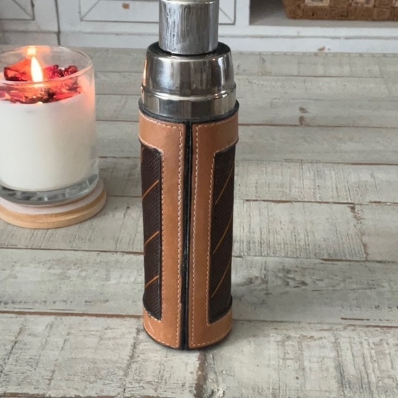 1970s Stunning GUCCI Brown Monogram Canvas Thermos Vacuum Flask. - Picture 3 of 12